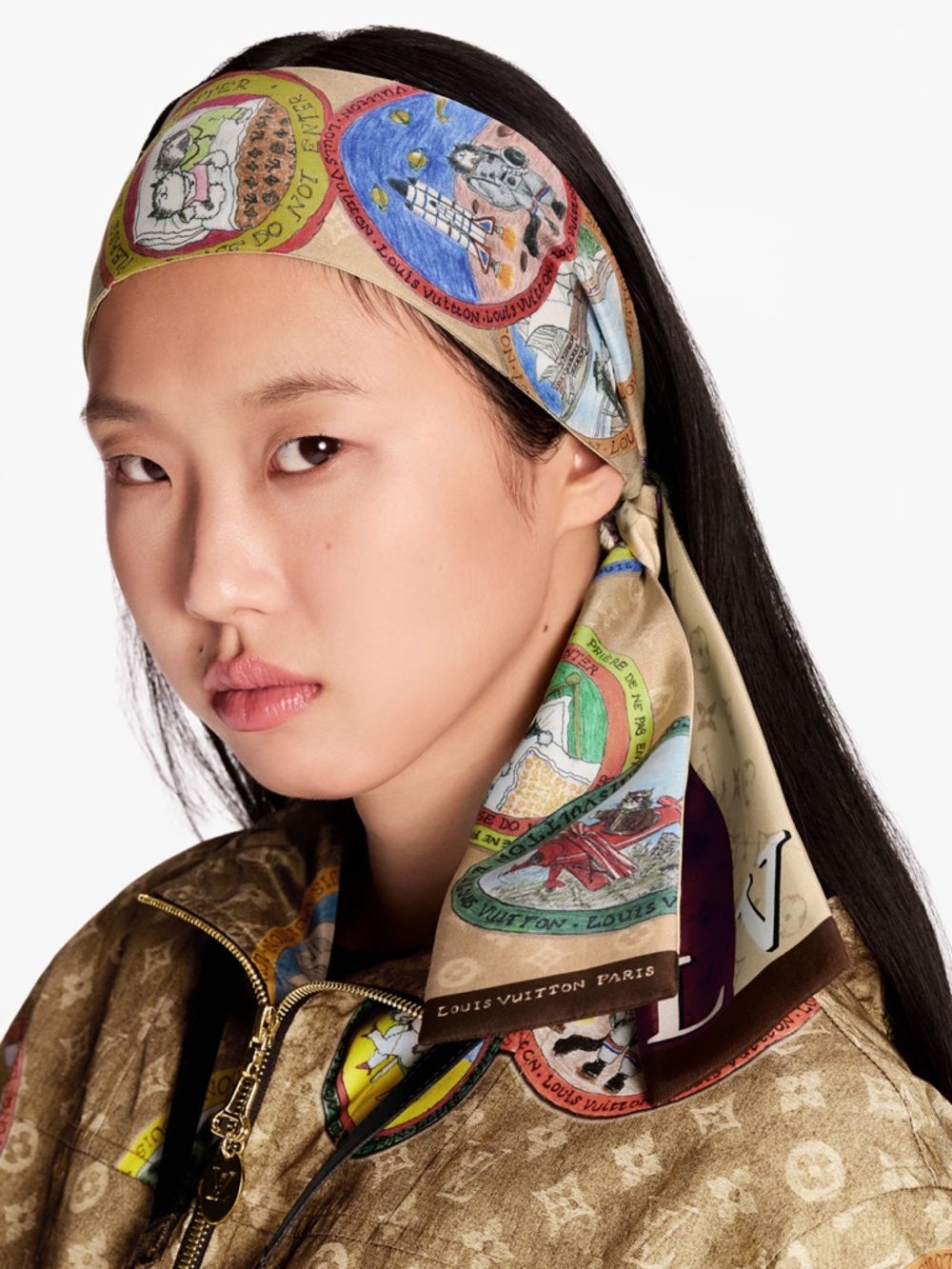 Louis Vuitton Travels With Grace Coddington
My LV Trunk Bandeau